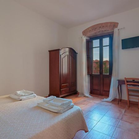 La Scala Del Sale Hotel Iglesias Buitenkant foto